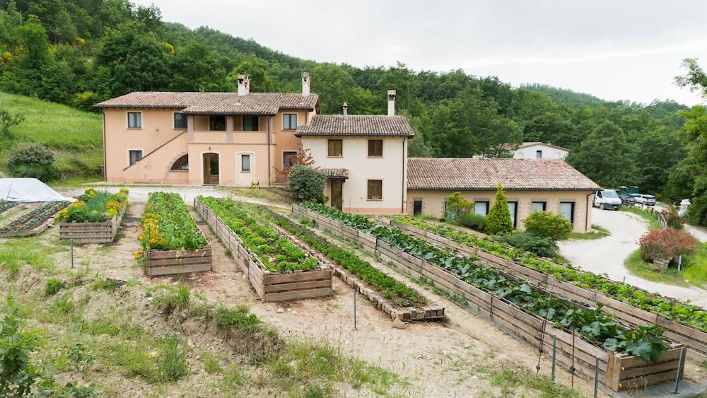 Agriturismo Monastero Di San Biagio Nocera Umbra Exterior photo